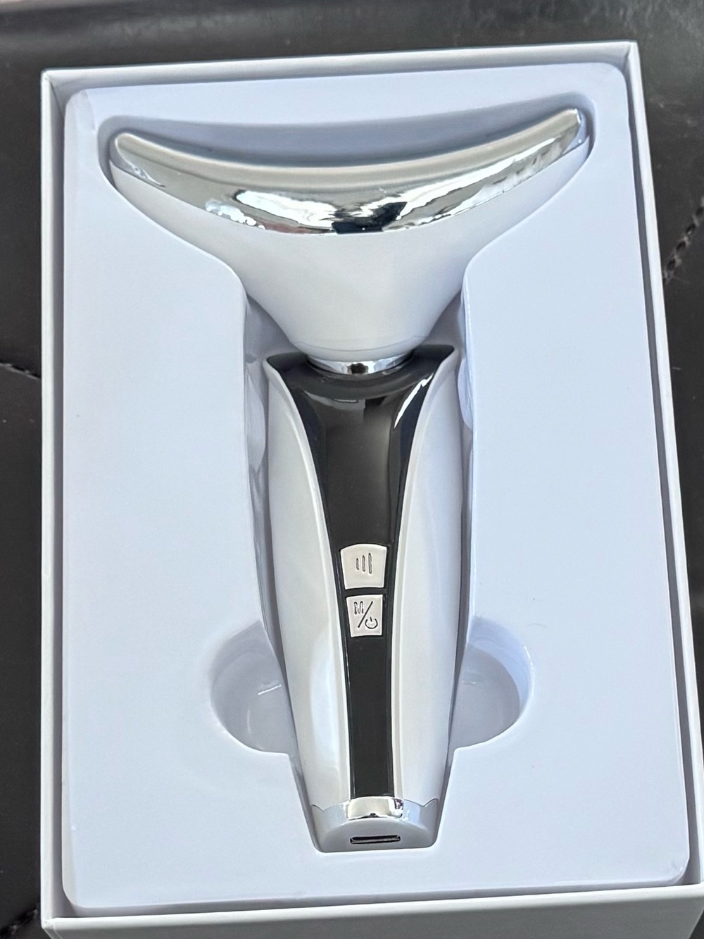 Botanique Paris Multi-Spectral Chin & Neck Tightening Light Therapy Device